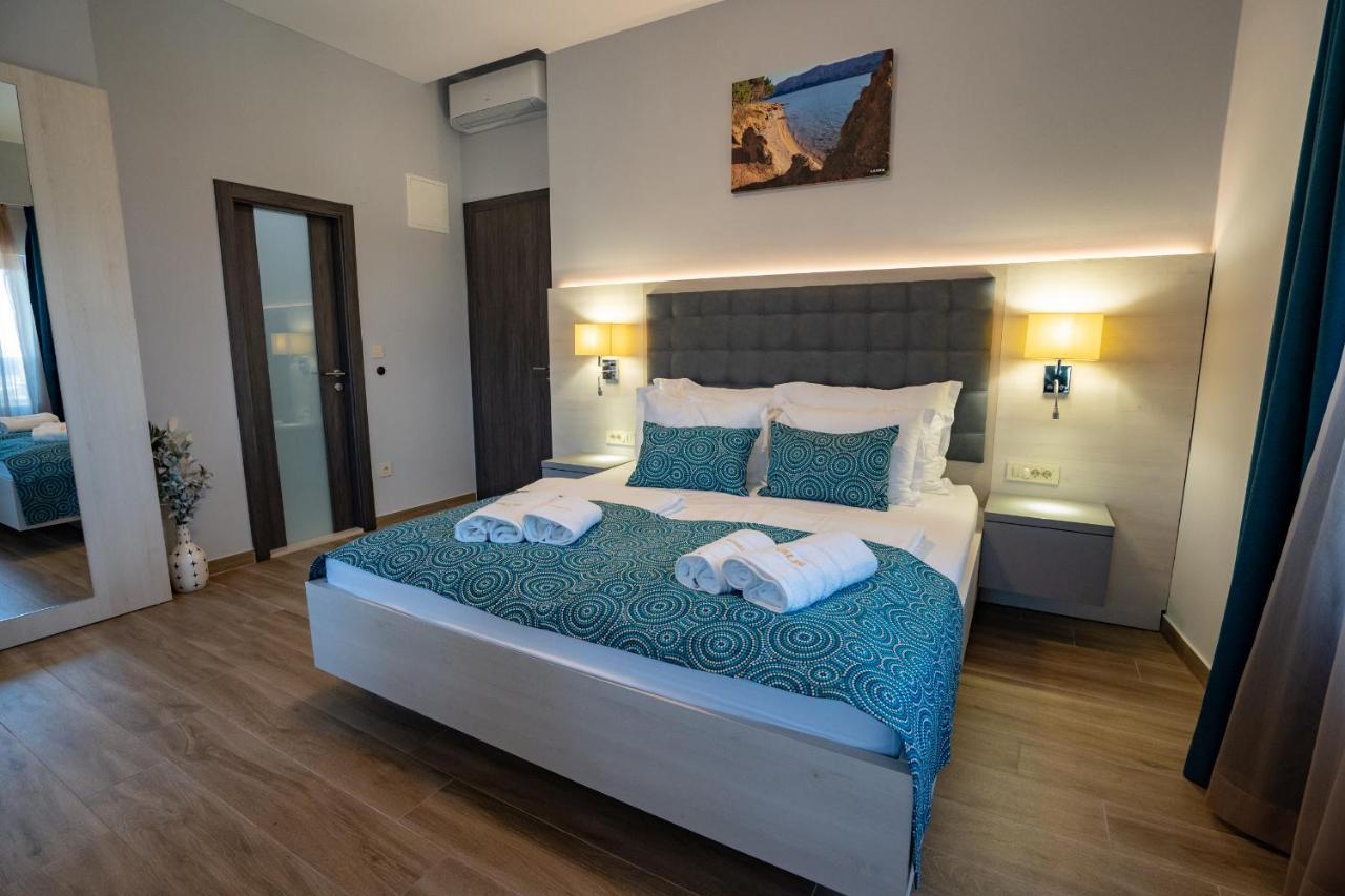 Bed&Breakfast Novalis Novalja Buitenkant foto